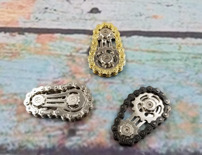 6a041d51b48fe50b080237df_metal-bicycle-chain-fidget-toy_1783028957418.png