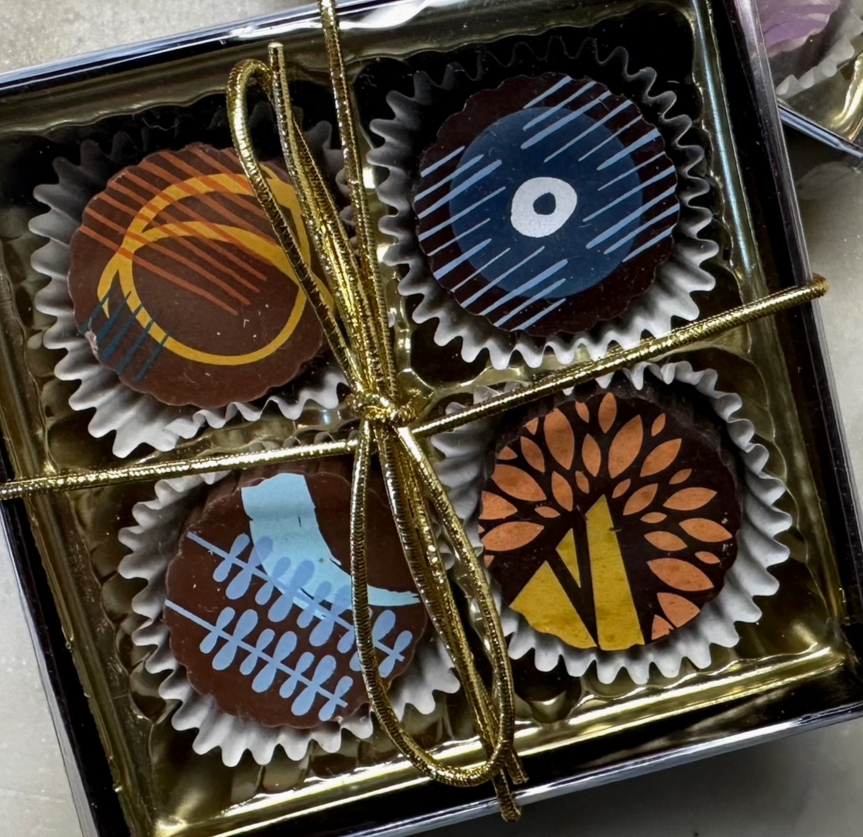 6a041d51b48fe50b080237df_screenshot-2026-07-06-at-15-55-24-4pc-artisan-truffles-gourmet-premium-assortment-window-box-faire_1783876128226.png