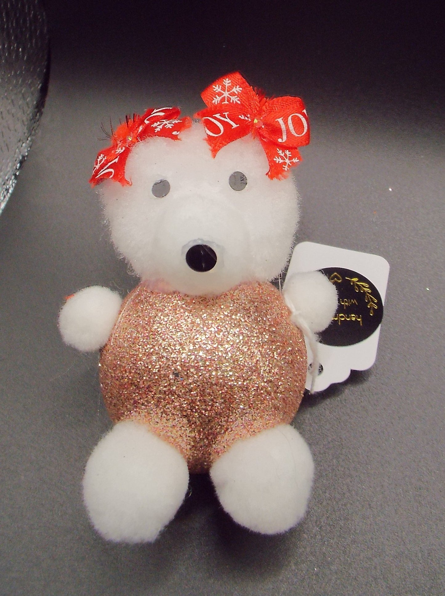 6a041d51b48fe50b080237df_small-bear_1783004049292.jpg