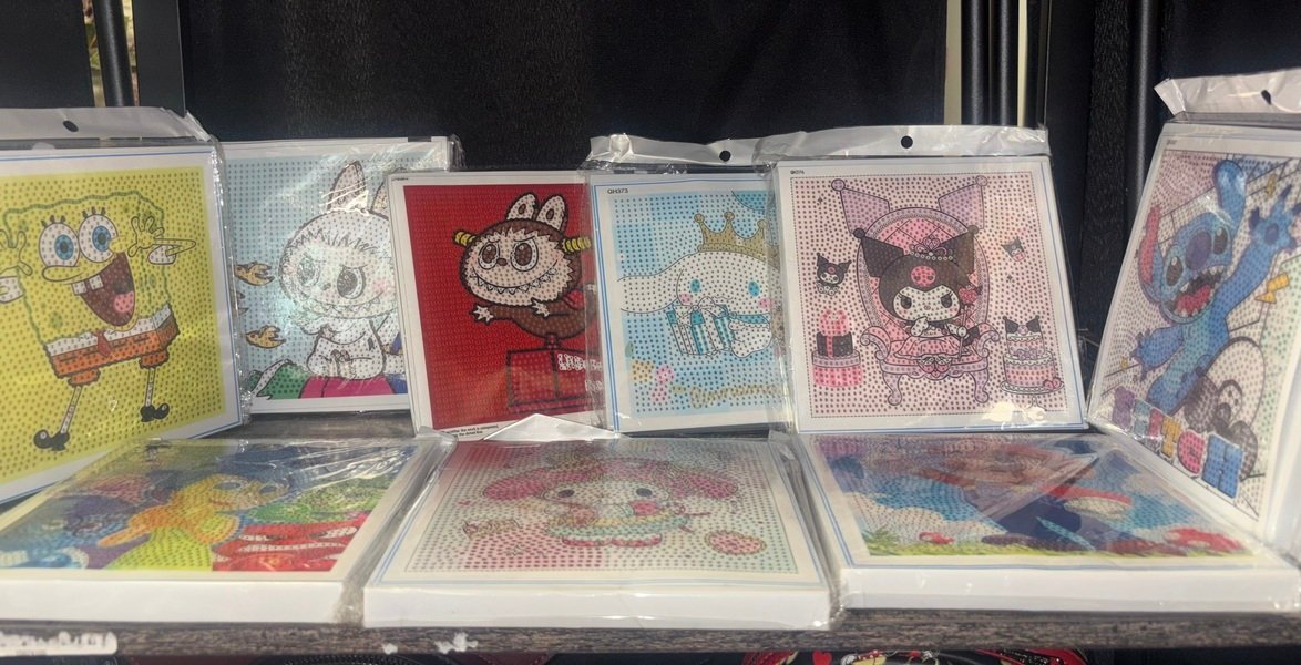 DIY cartoon character painting kit - Create Marketplace