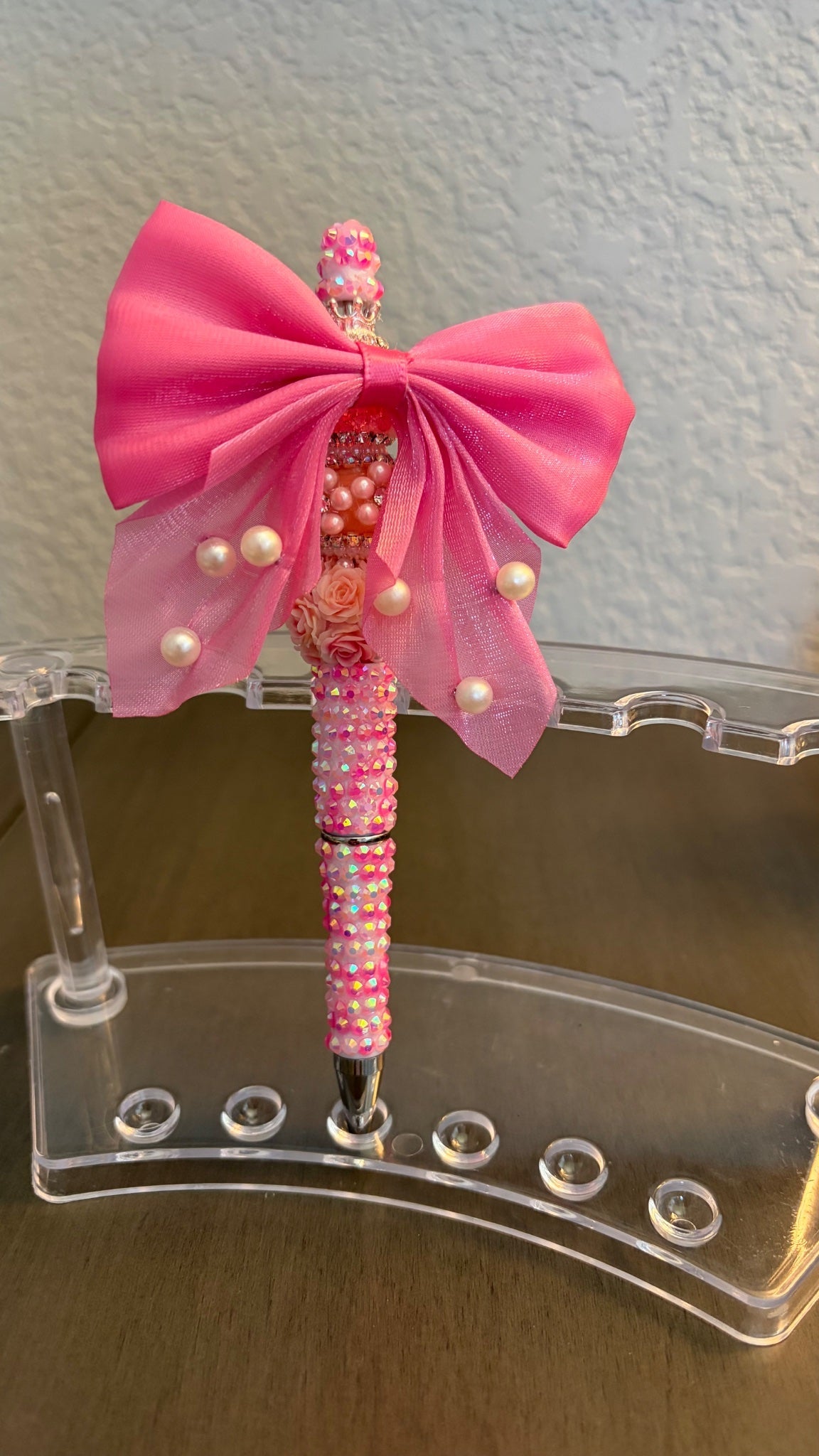 Fancy pink bow pen - Create Marketplace