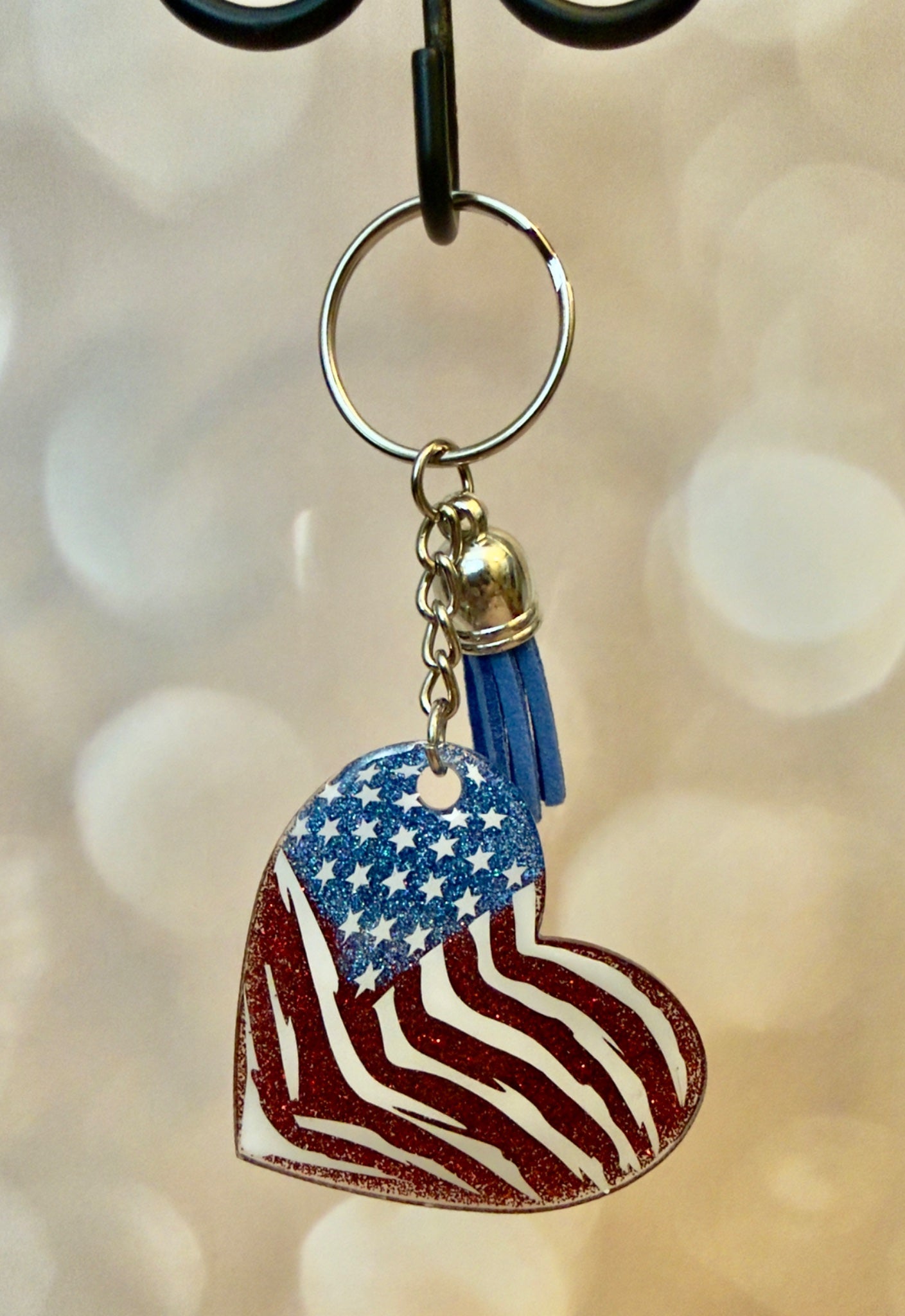 Keychaing (RE) - Heart Flag - Create Marketplace