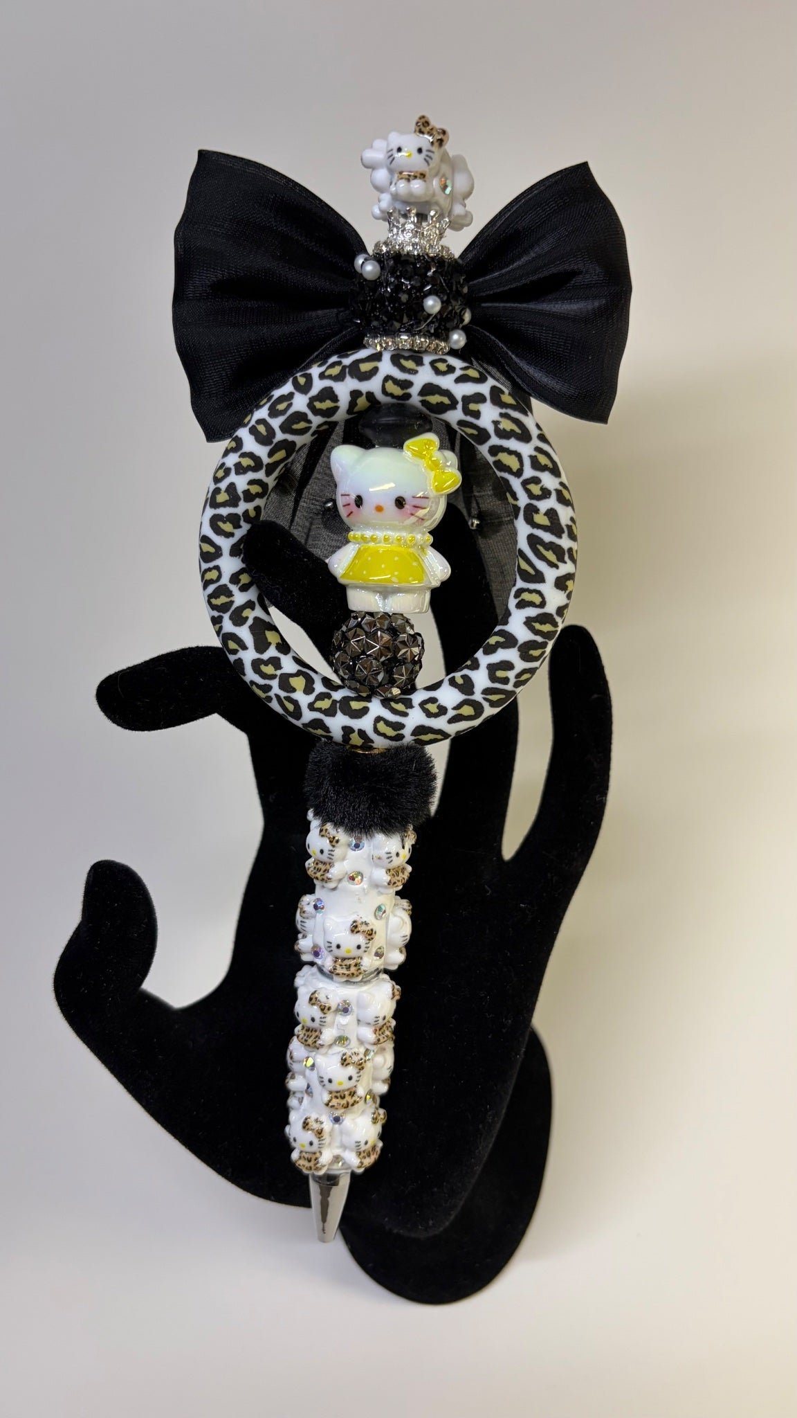 Leopard Hello Kitty clay pen - Create Marketplace