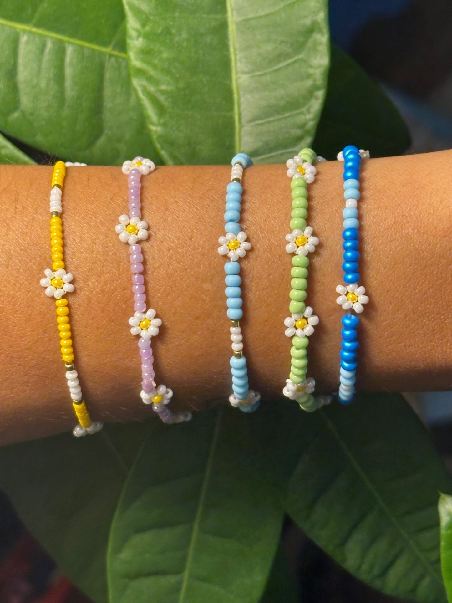 Stretch flower bracelet - Create Marketplace
