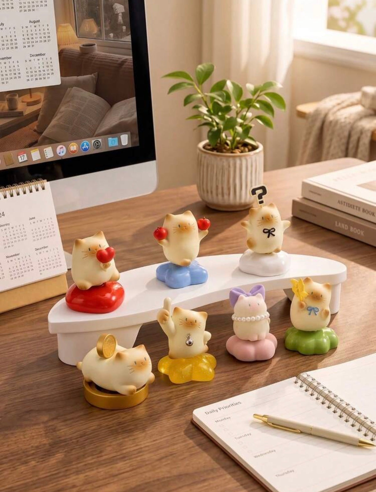 360° Rotating Cat Blind Box | Cute Style Desktop Decor And Stress Relief Ornament Set, Party Favor, Small Accessory, Mystery Box