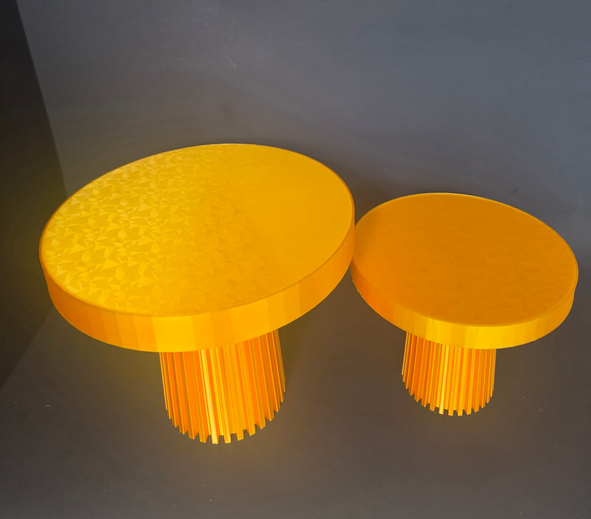 Modern Fluted Cake Stand