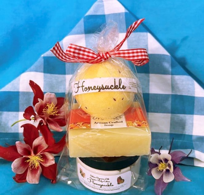 6. Honeysuckle Pearly Pretty Triple Play - Create Marketplace