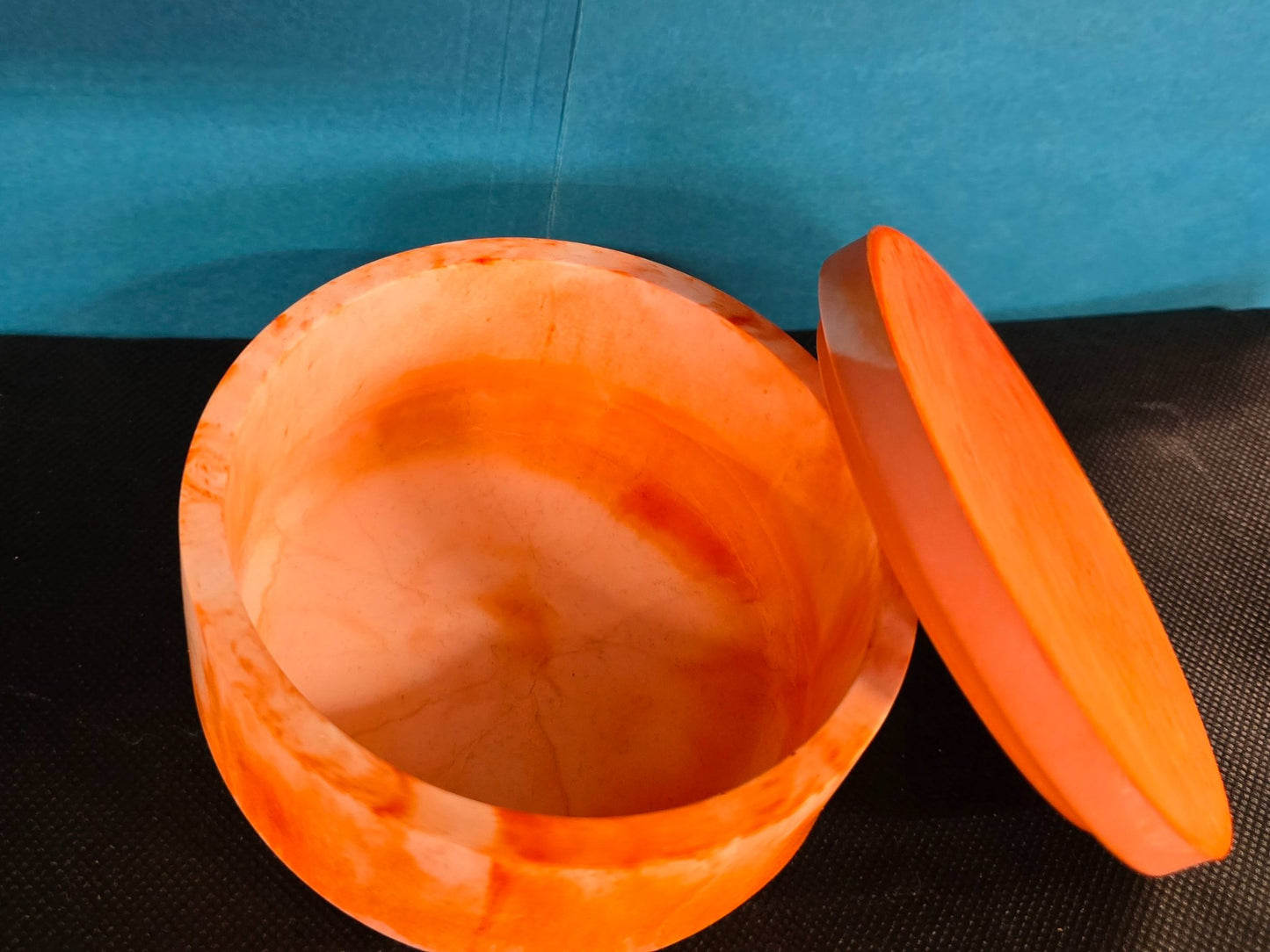 6a041d51b48fe50b080237df_bowl-w-lid-orange-top-1_1782948374203.jpg