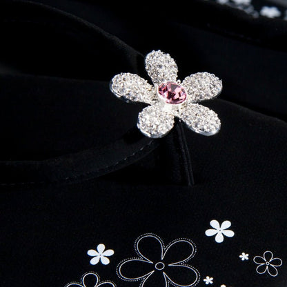 6a041d51b48fe50b080237df_closeup-black-pave-flower-7fc7dcfe-2614-4e04-adbb-a31fc1785fef-800x800_1784153138997.jpg