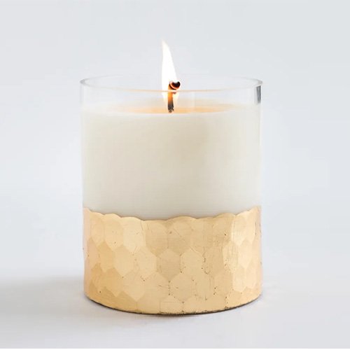 6a041d51b48fe50b080237df_festival-candle_1783543437342.jpg