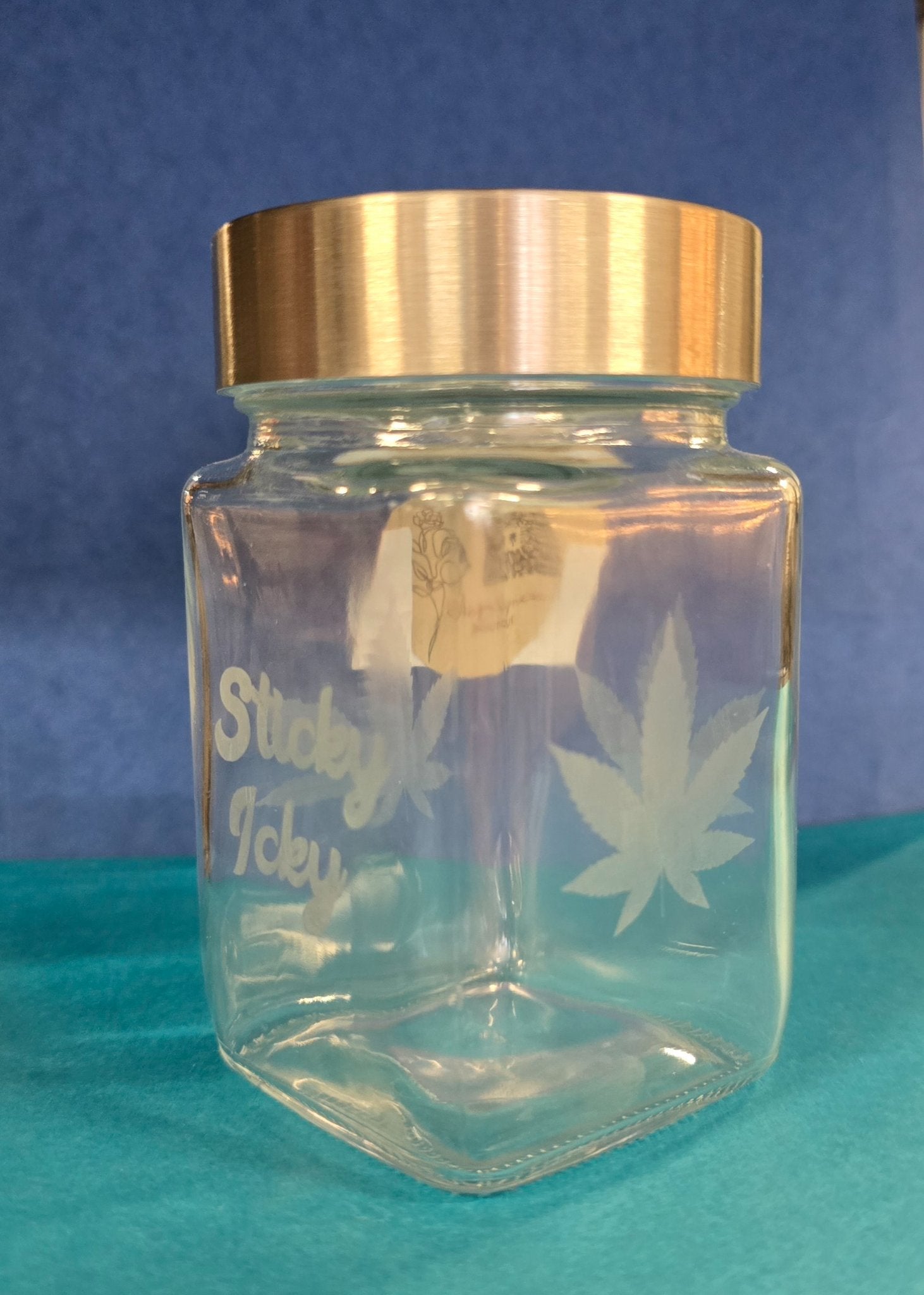 6a041d51b48fe50b080237df_stash-sticky-icky-2_1783004462677.jpg
