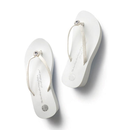 6a041d51b48fe50b080237df_top-view-wedding-platform-flip-flops-vintage-diamond-ring-800x800_1783625189580.jpg