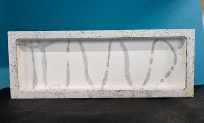 6a041d51b48fe50b080237df_tray-cookies-and-cream-top_1782949358233.jpg