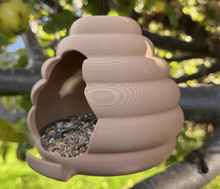 BEEHIVE BIRD FEEDER - Create Marketplace