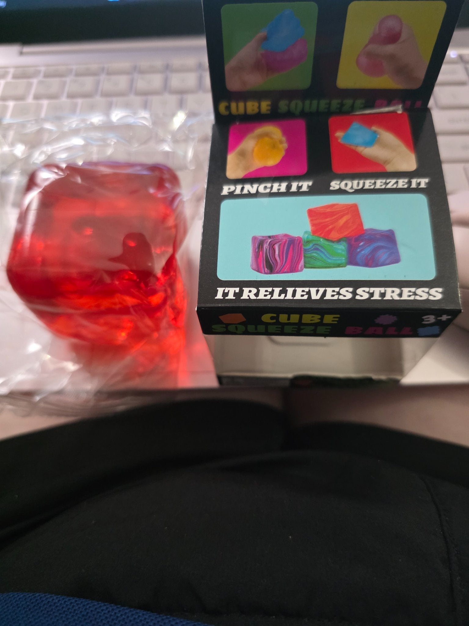 Cube Squeeze squishy square - Create Marketplace
