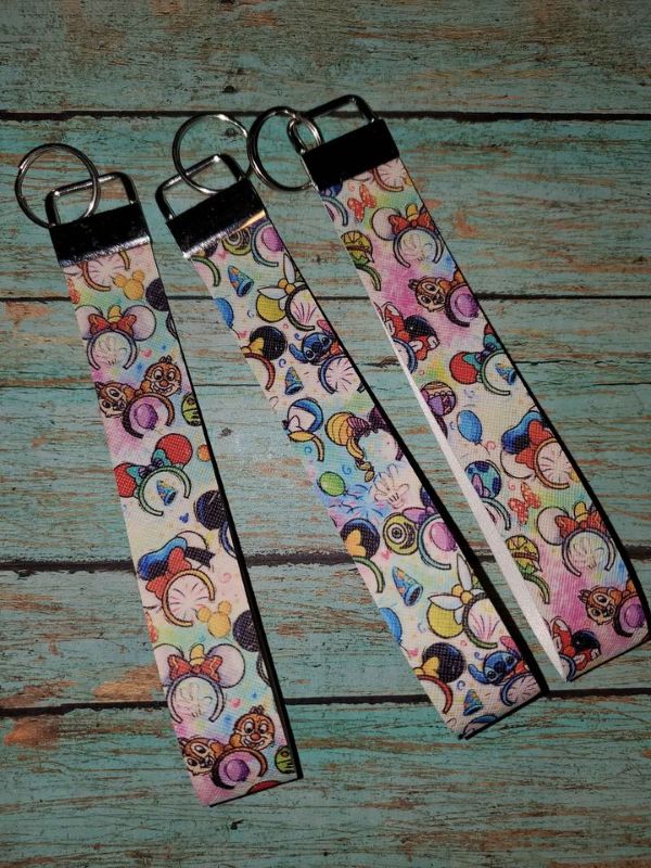 Disney Headbands Keychain - Create Marketplace