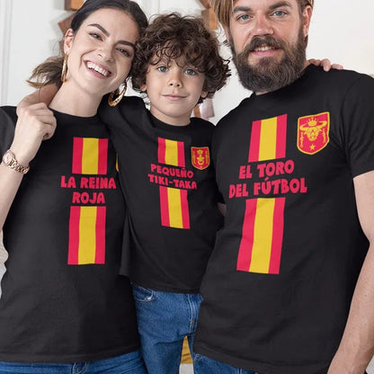 El Turo Del Futbol, La Reina Roja, Pequeño Tiki-Taka Dad Mom and Kid Matching Organic Cotton T-Shirts Family Set (Set of 3) - Create Marketplace