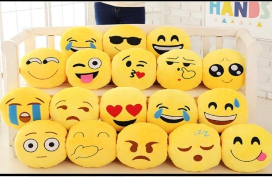 Emoji pillows - Create Marketplace