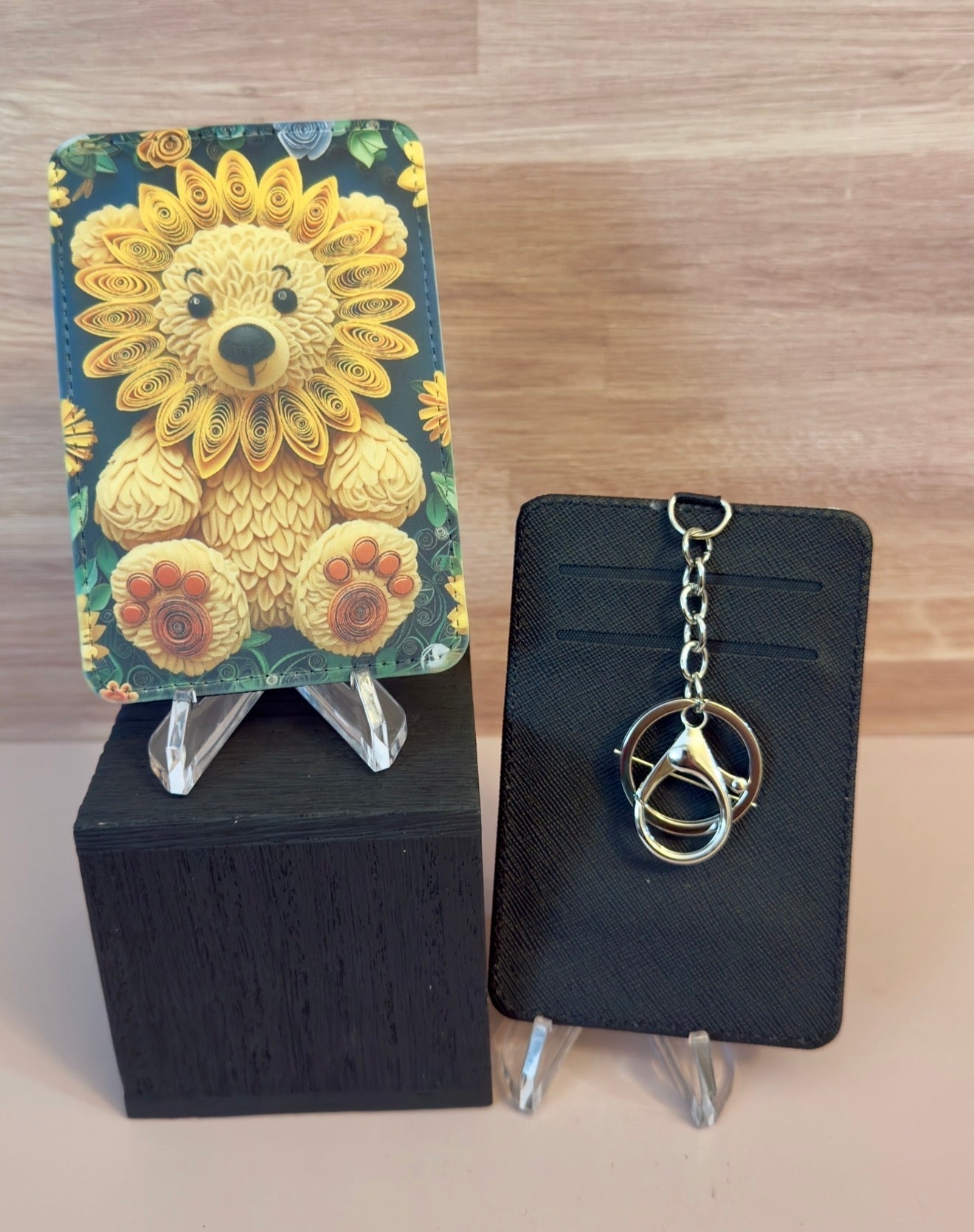 Keychain/Wallet - Paper Bear - Create Marketplace