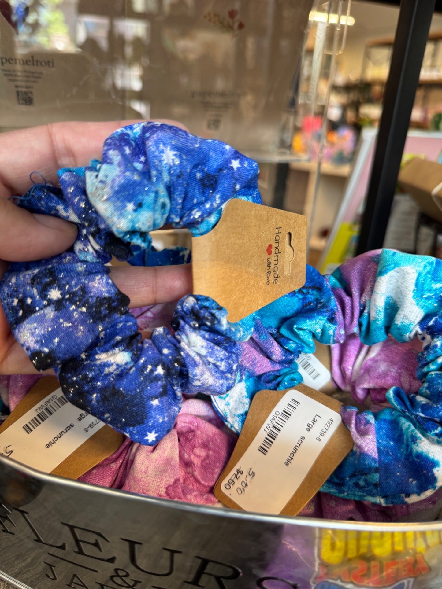 LARGE SCRUNCHIE - Create Marketplace