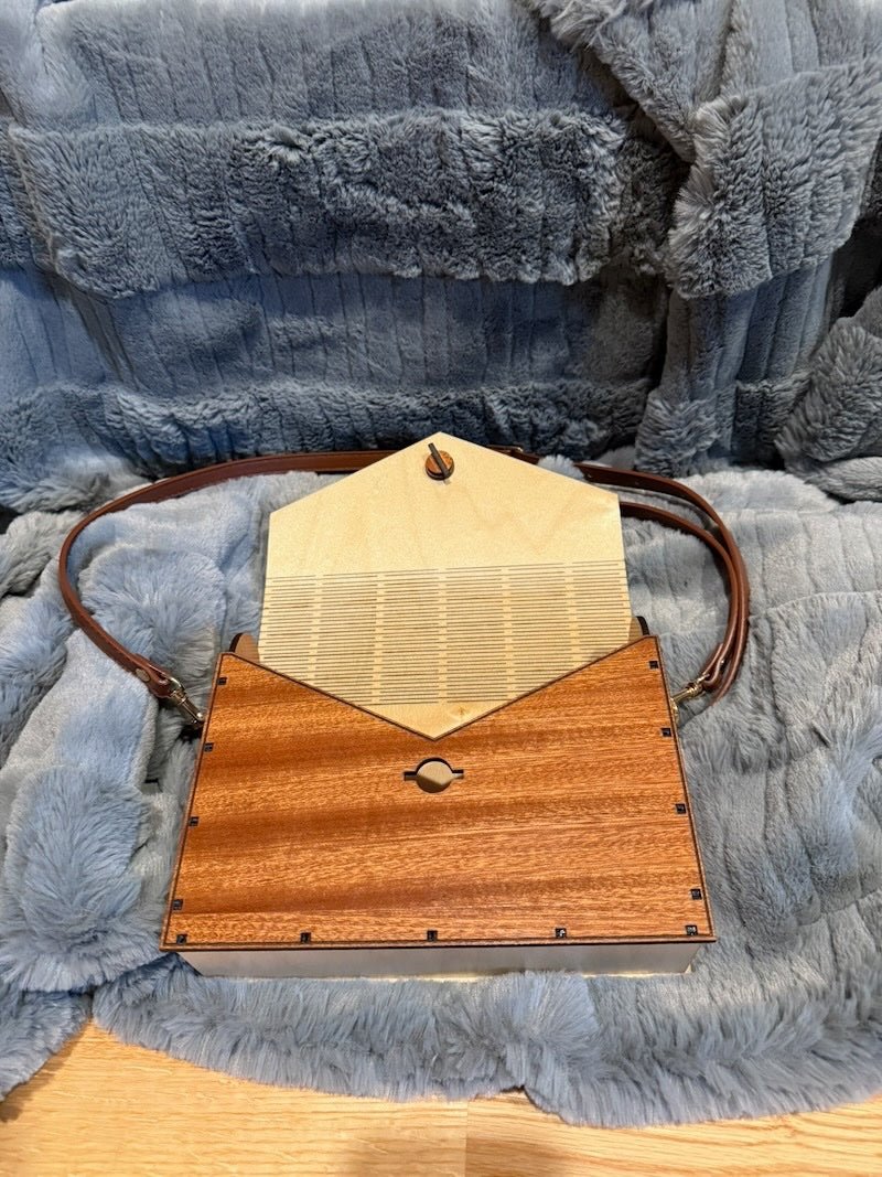 Leaf purse - Create Marketplace