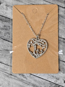 Mom w/ kids Necklace - Create Marketplace