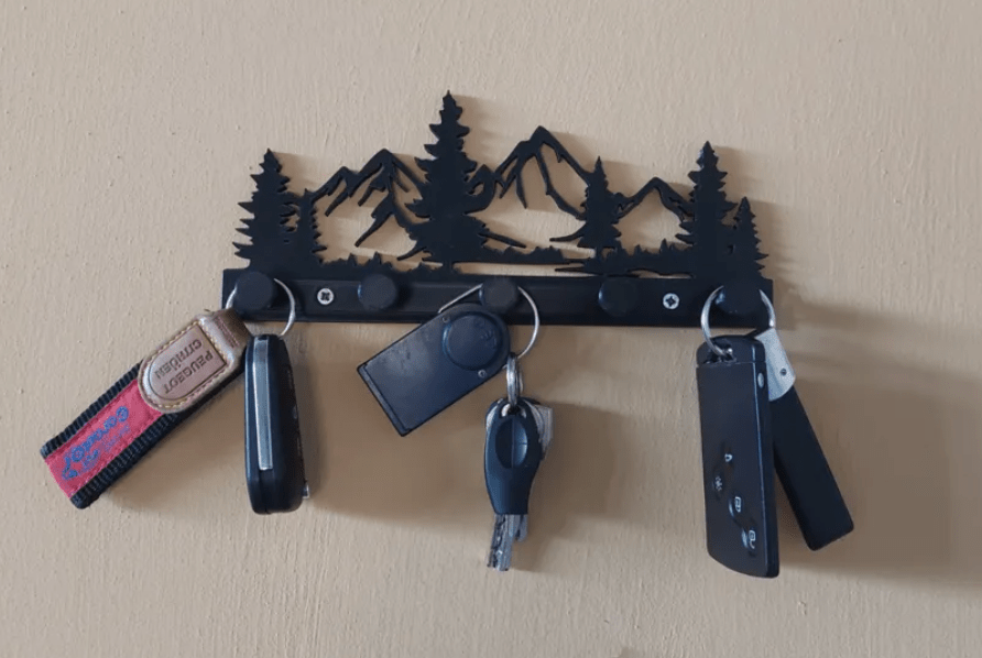 Mountain Scene Key Rack - Create Marketplace
