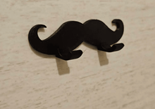 MOUSTACHE RAZOR HOLDER - Create Marketplace