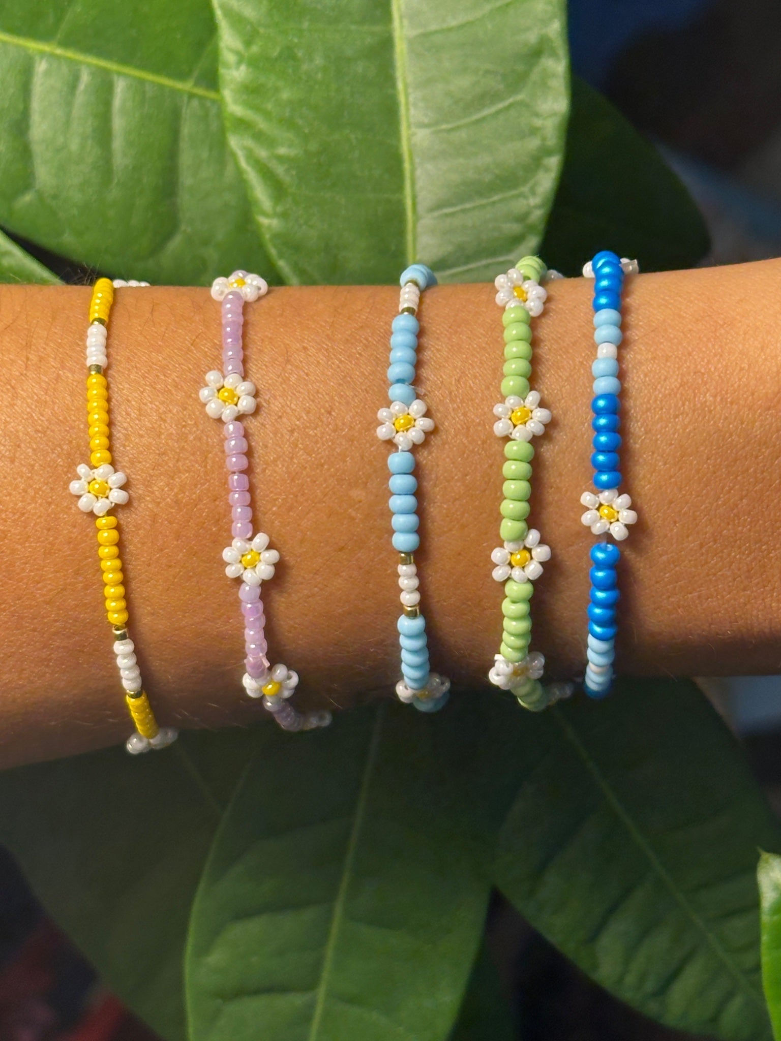 Stretch flower bracelet - Create Marketplace
