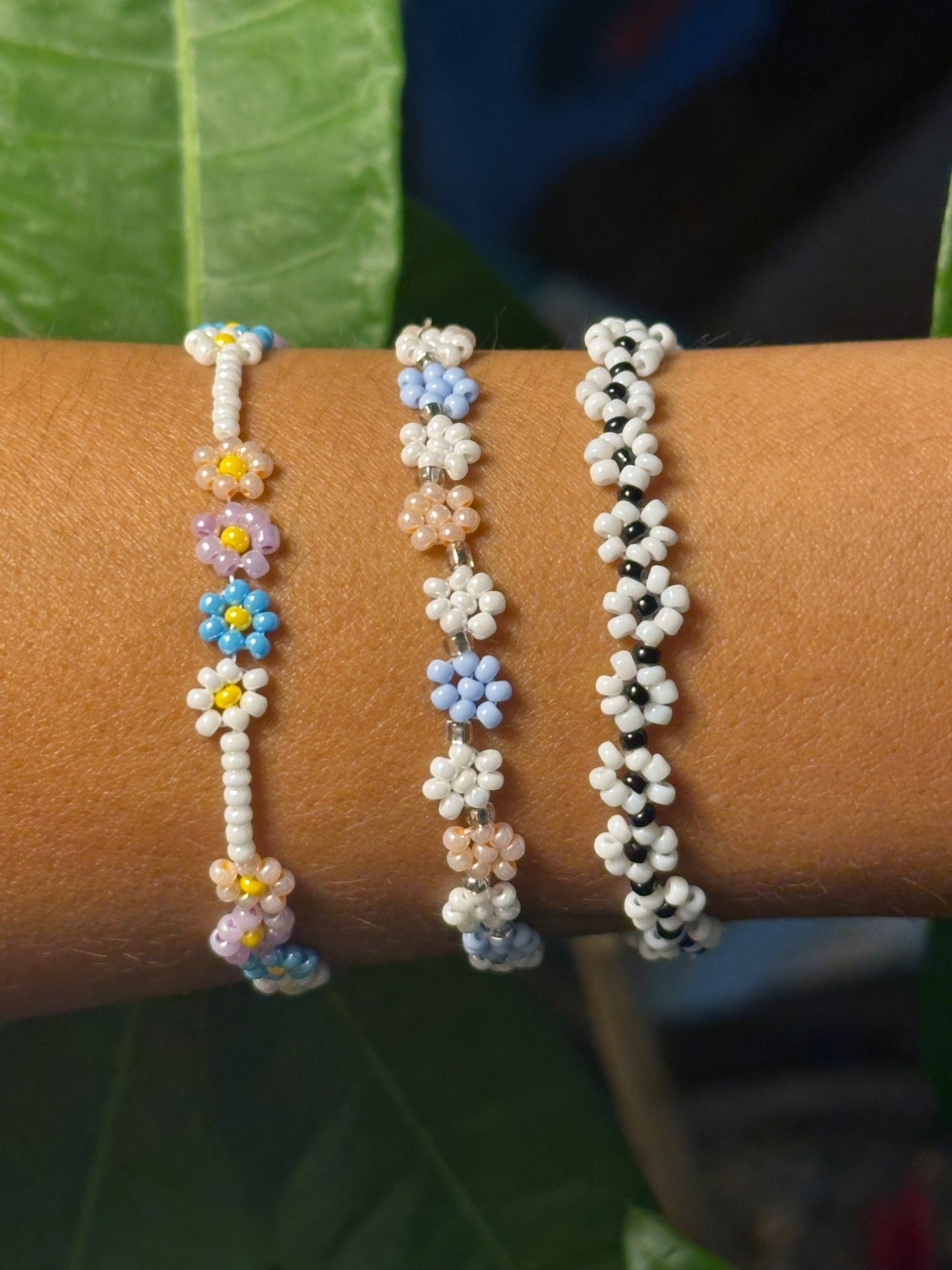 Stretch multi flower bracelet - Create Marketplace