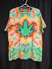 Tie dye Shirt - Plant Leaf - Create Marketplace