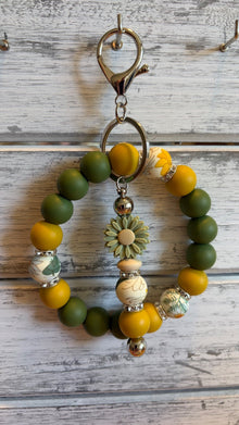 Wristlet with folcol - Create Marketplace